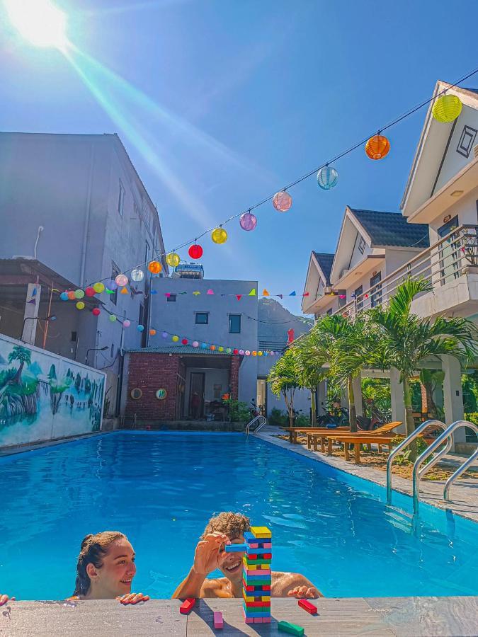 Yolo Pool Bar Villas & Garden Restaurant 퐁냐 외부 사진