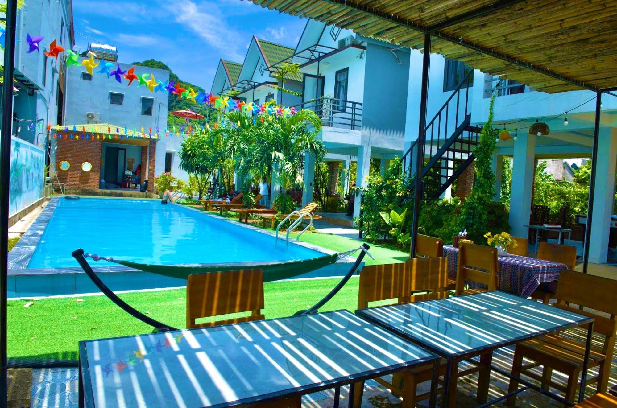 Yolo Pool Bar Villas & Garden Restaurant 퐁냐 외부 사진